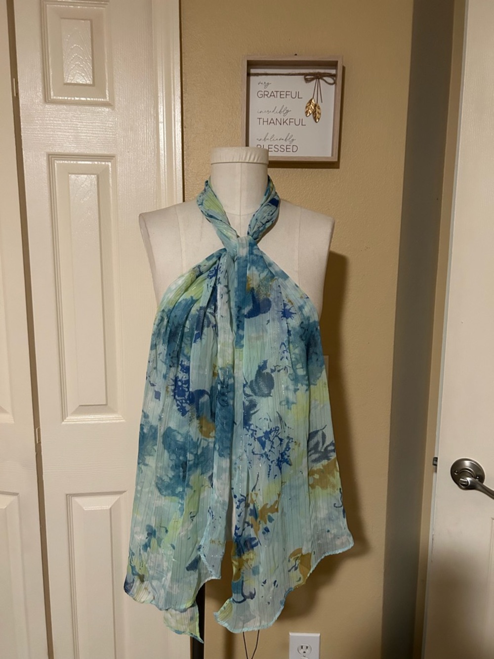 Vince Camuto Blue Green Floral Pleated Scarf Wrap